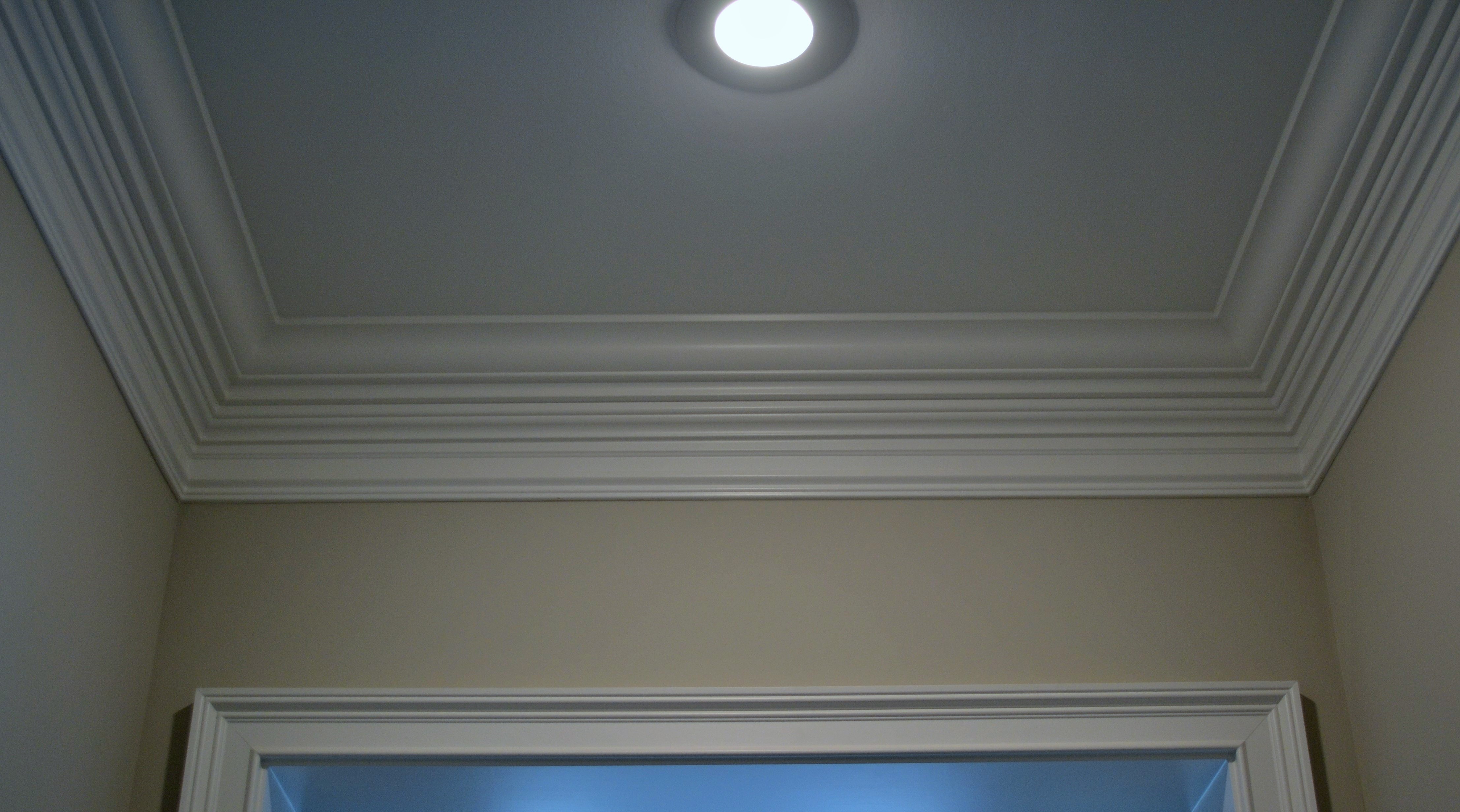 HCW7 7" Crown Molding with Crown Enhancer